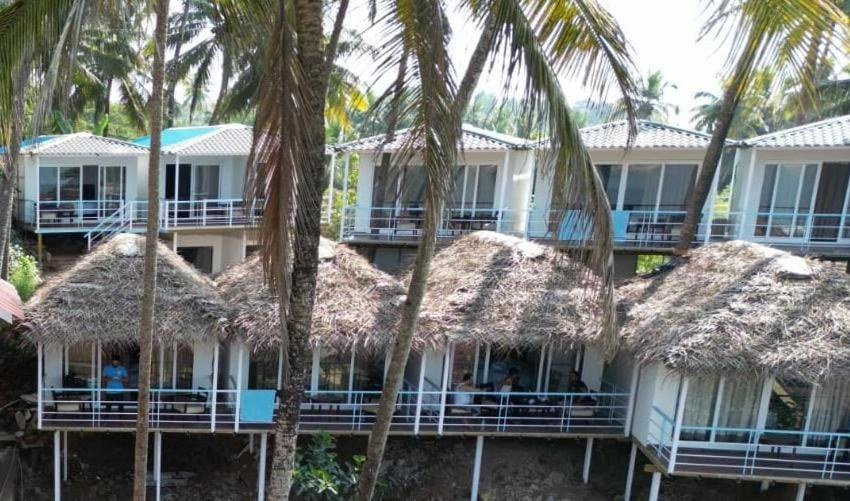 Grand Sea Shades Goa Hotel Palolem Exterior photo